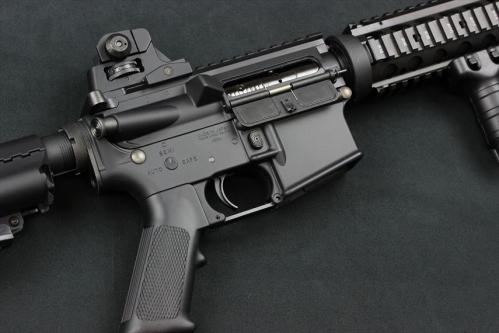 ホロサイトにAOR1 装備 フルセット 次世代 CQB-R M4 サバゲー 東京