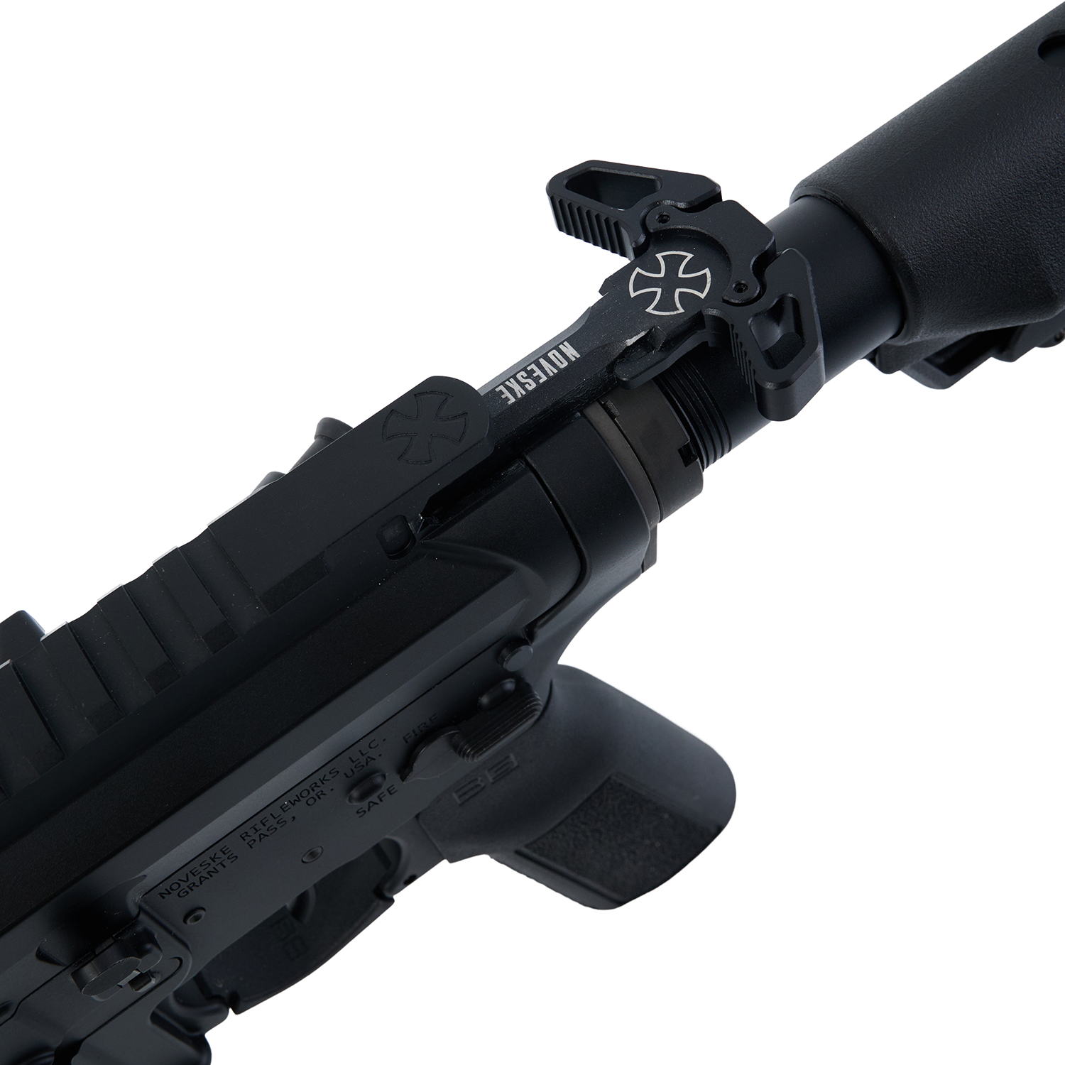 NOVESKE チャージングハンドル