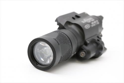 CANIS LATRANS SUREFIRE X400Vタイプ ウェポンライト