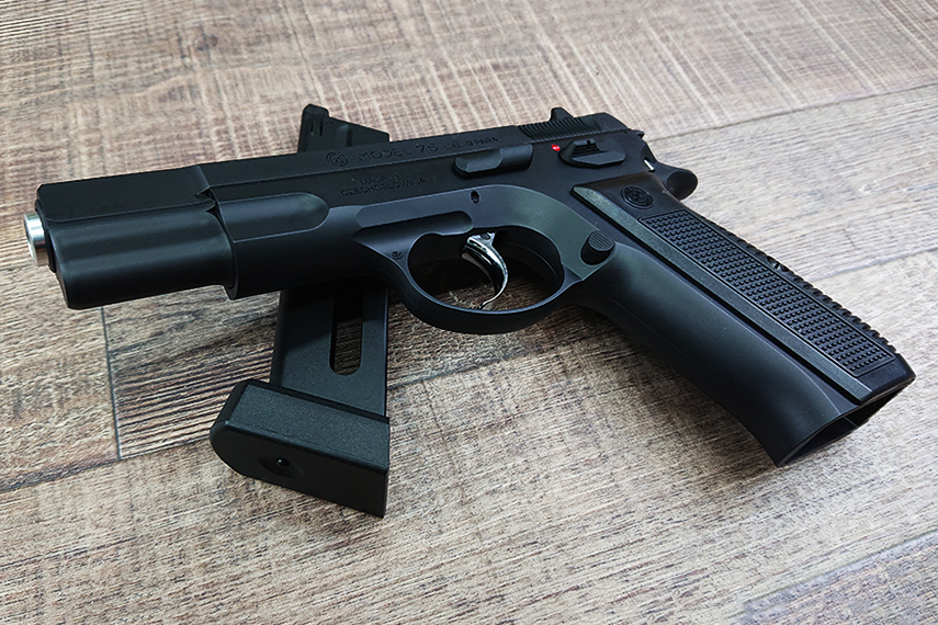 Carbon8 CZ75 CO2 ブローバック